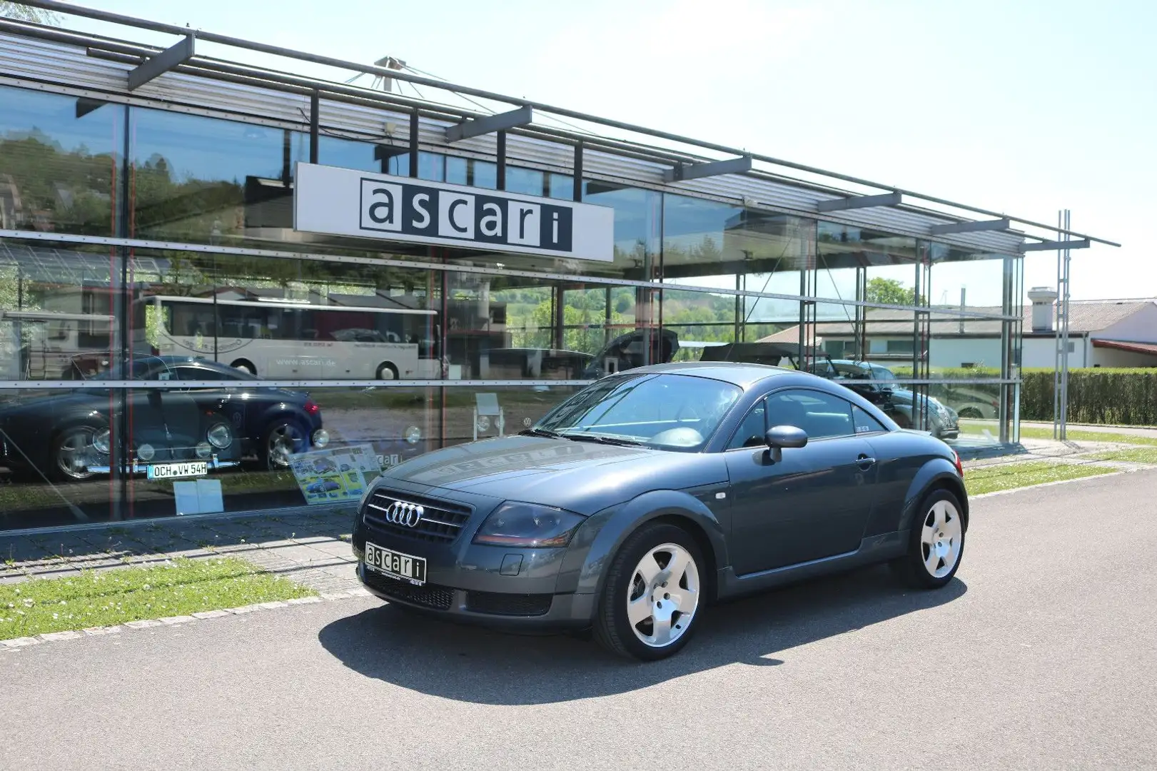 Audi TT Coupe 1.8 T Gris - 1