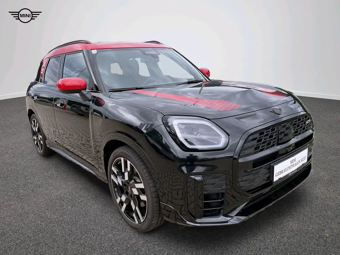 MINI Countryman S All4 Schwarz - 1