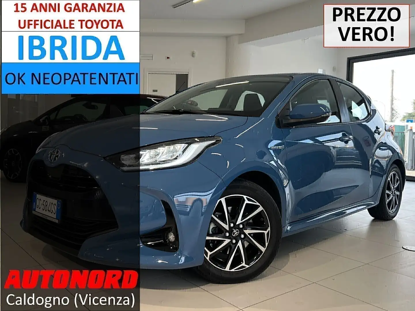 Toyota Yaris 1.5 Hybrid 5 porte Trend Bleu - 1