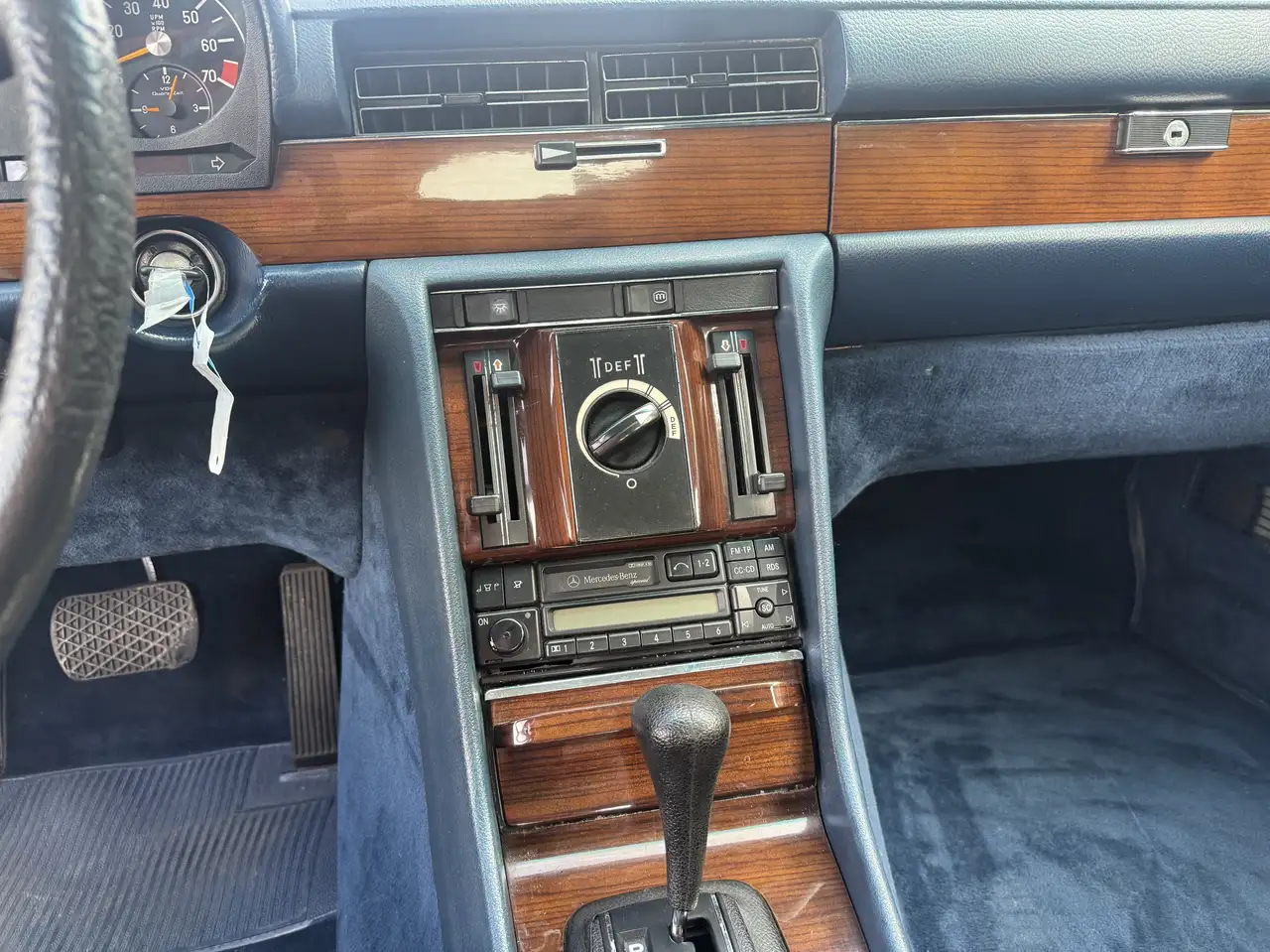 Mercedes-Benz 280 SE, foto 10