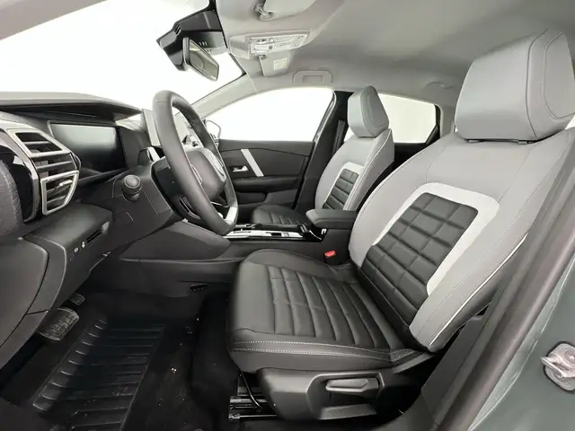 Citroen C4 view 7