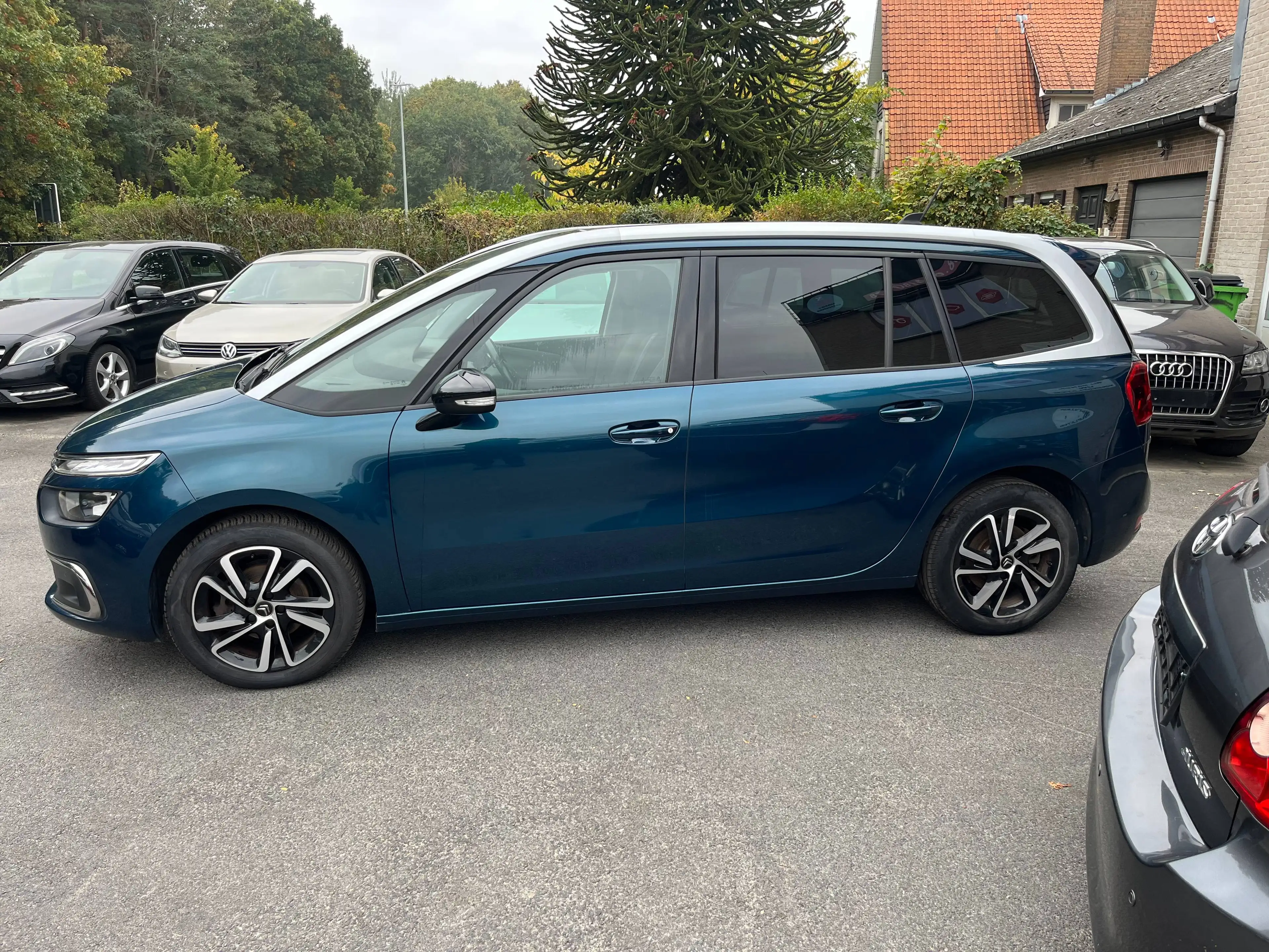 Citroen C4 SpaceTourer C4 Spacetourer 1.2 PureTech Live S — photo 2