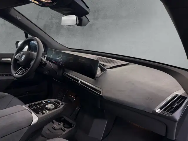 BMW Ix view 12