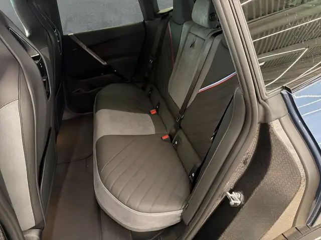 BMW Ix view 13