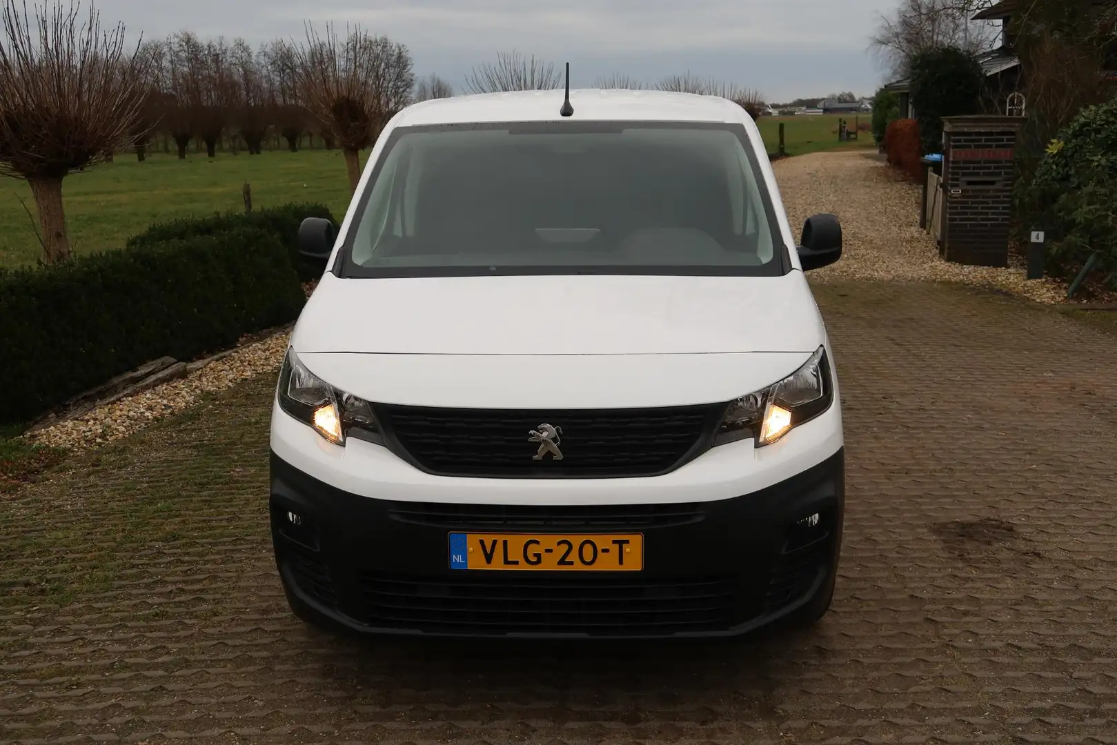 Peugeot Partner 1.5 BlueHDI Premium CAMERA CRUISE - 2