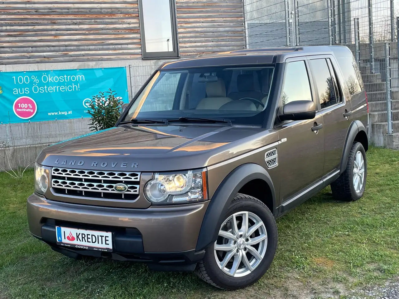 Land Rover Discovery SUV/Geländewagen/Pickup in Braun gebraucht in Timelkam  für € 16 480,-