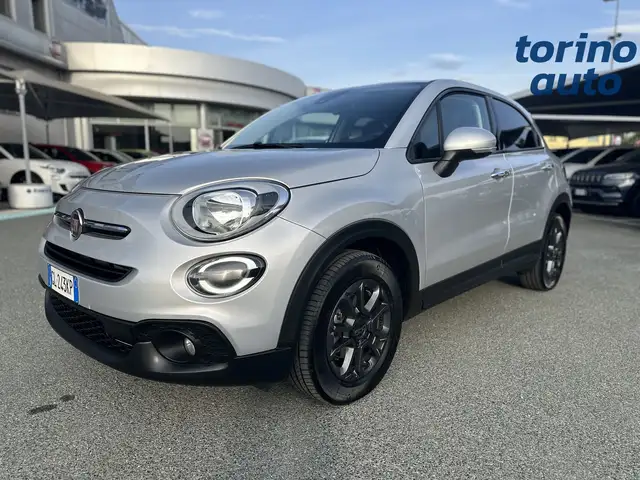 Fiat 500X view 3