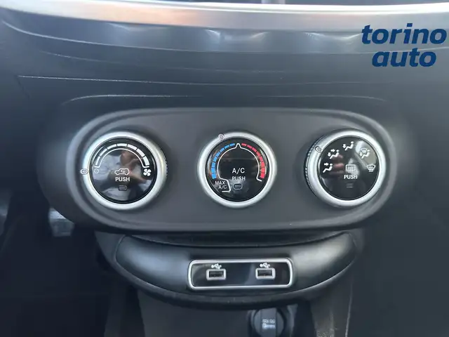 Fiat 500X view 23