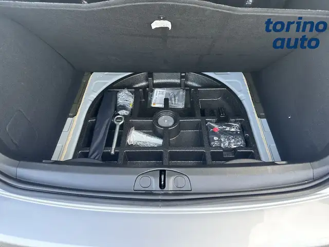 Fiat 500X view 28