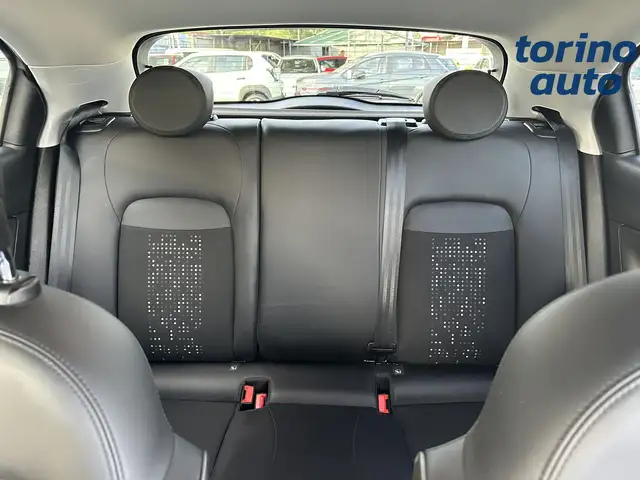 Fiat 500X view 13