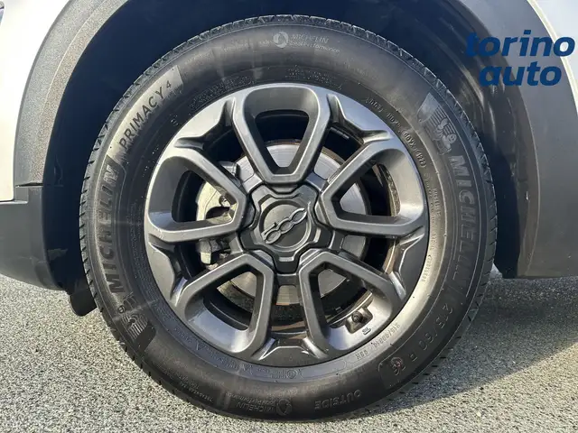 Fiat 500X view 9