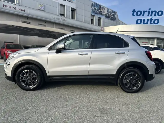 Fiat 500X view 4