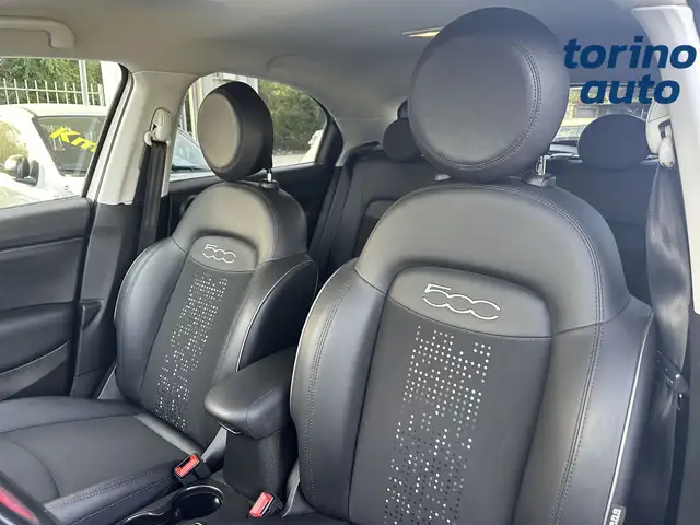 Fiat 500X view 11