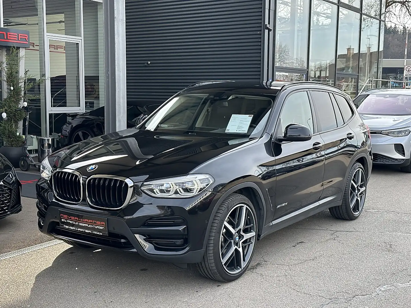 BMW X3 xDrive30d Advantage Aut. Schwarz - 1