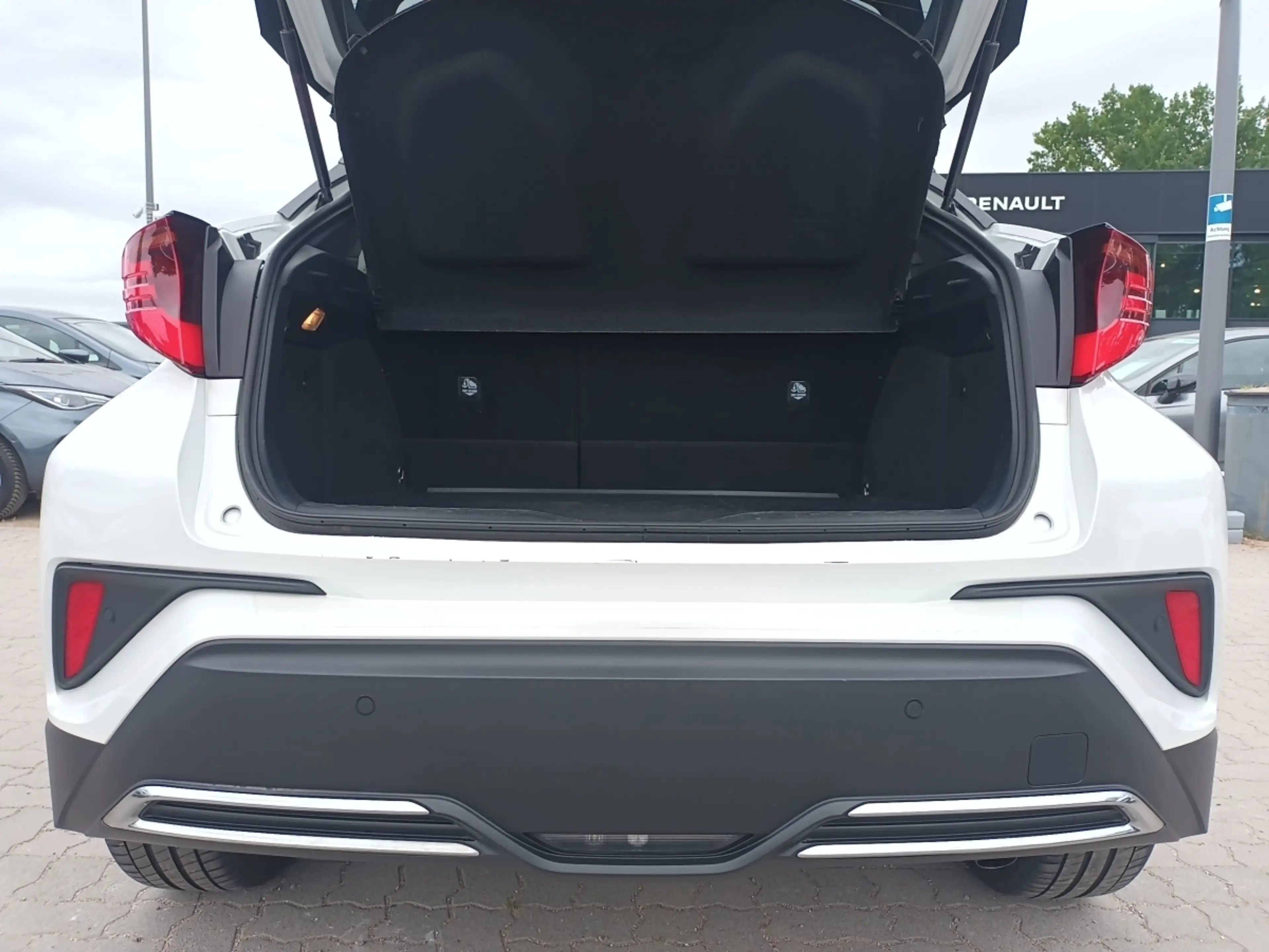 Toyota C-HR 2.0 Hybrid Team D*CARPLAY+LED+PDC+KAMERA+KLIMA** — photo 12