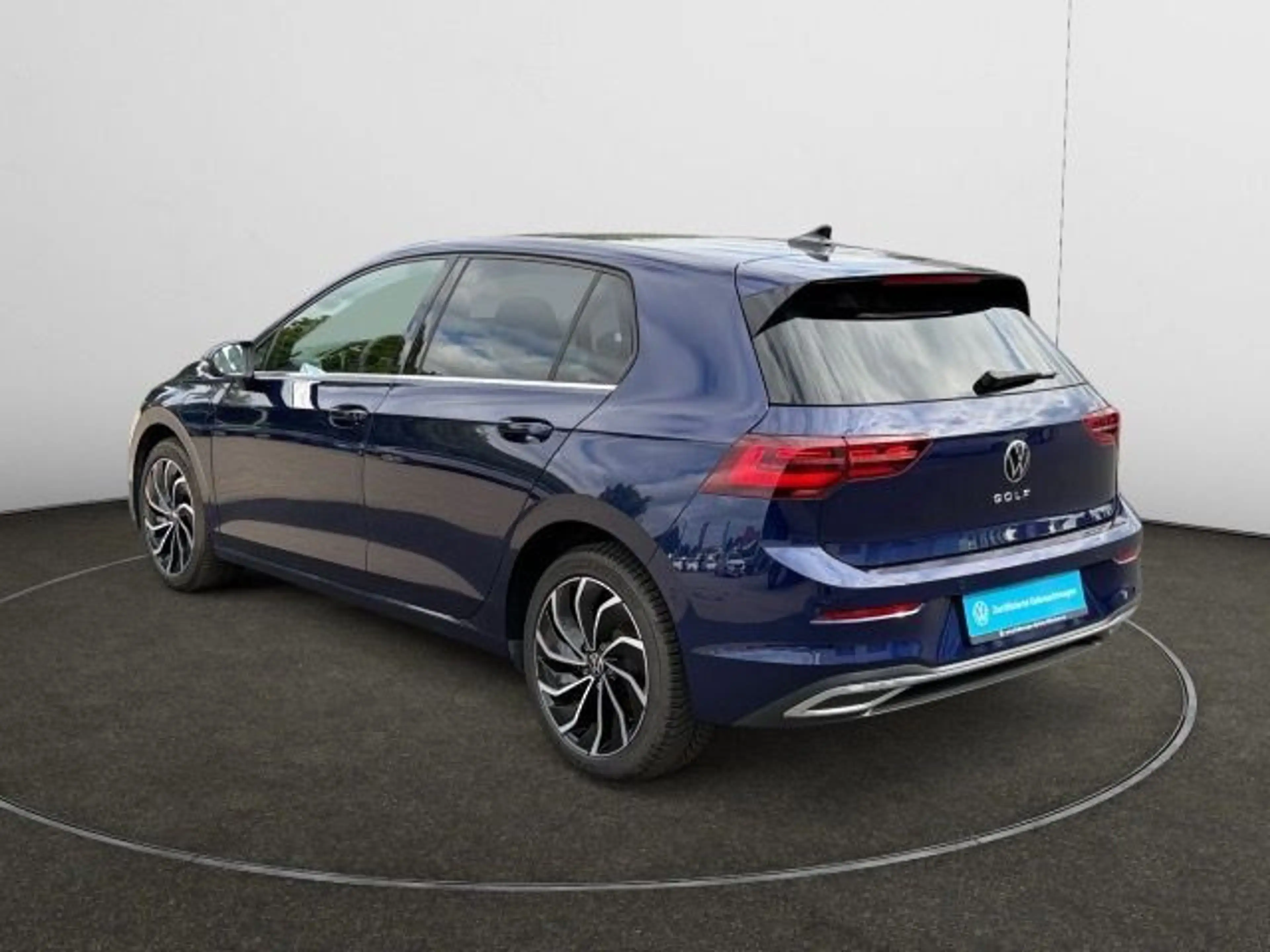 Volkswagen Golf VIII 1.4 TSI eHybrid Style Navi,AHK,Pano,Ma — photo 3