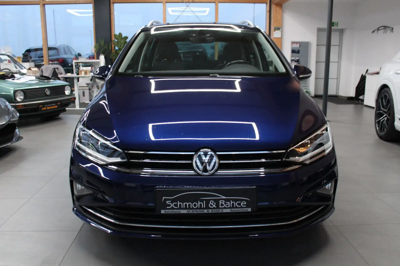 Volkswagen Golf Sportsvan VII 1.5 TSI DSG Highline Blauw - 2