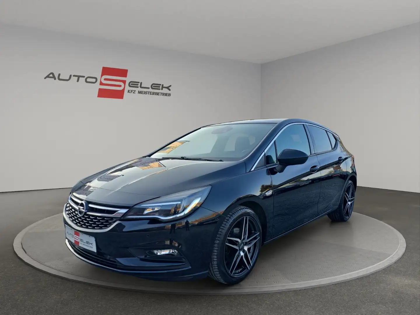 Opel Astra K Dynamic LED NAVI TEMPOMAT SPURASISTENT Schwarz - 1