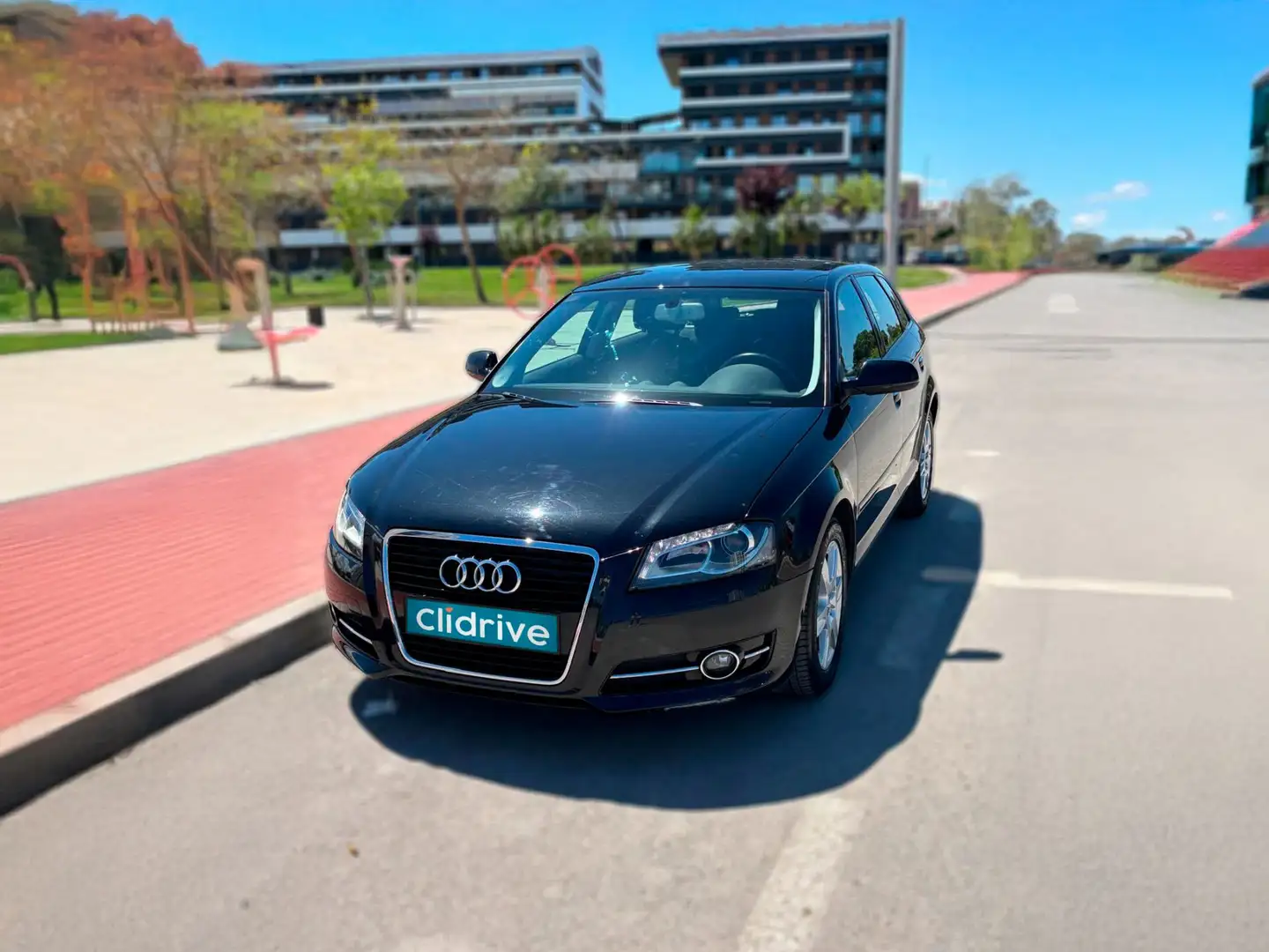 Audi A3 Sportback 2.0TDI Attraction Negro - 2