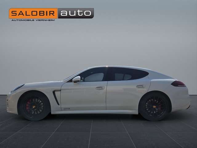 Porsche Panamera GTS Sport Chrono BOSE Luftfed Kamera