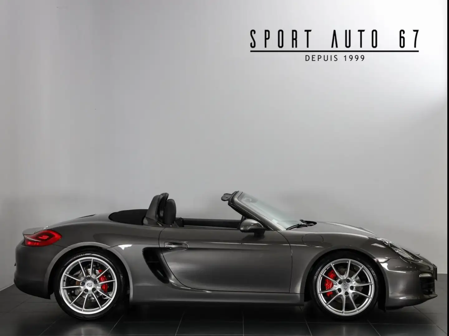 Porsche Boxster S Flat 6 3.4 L - 2