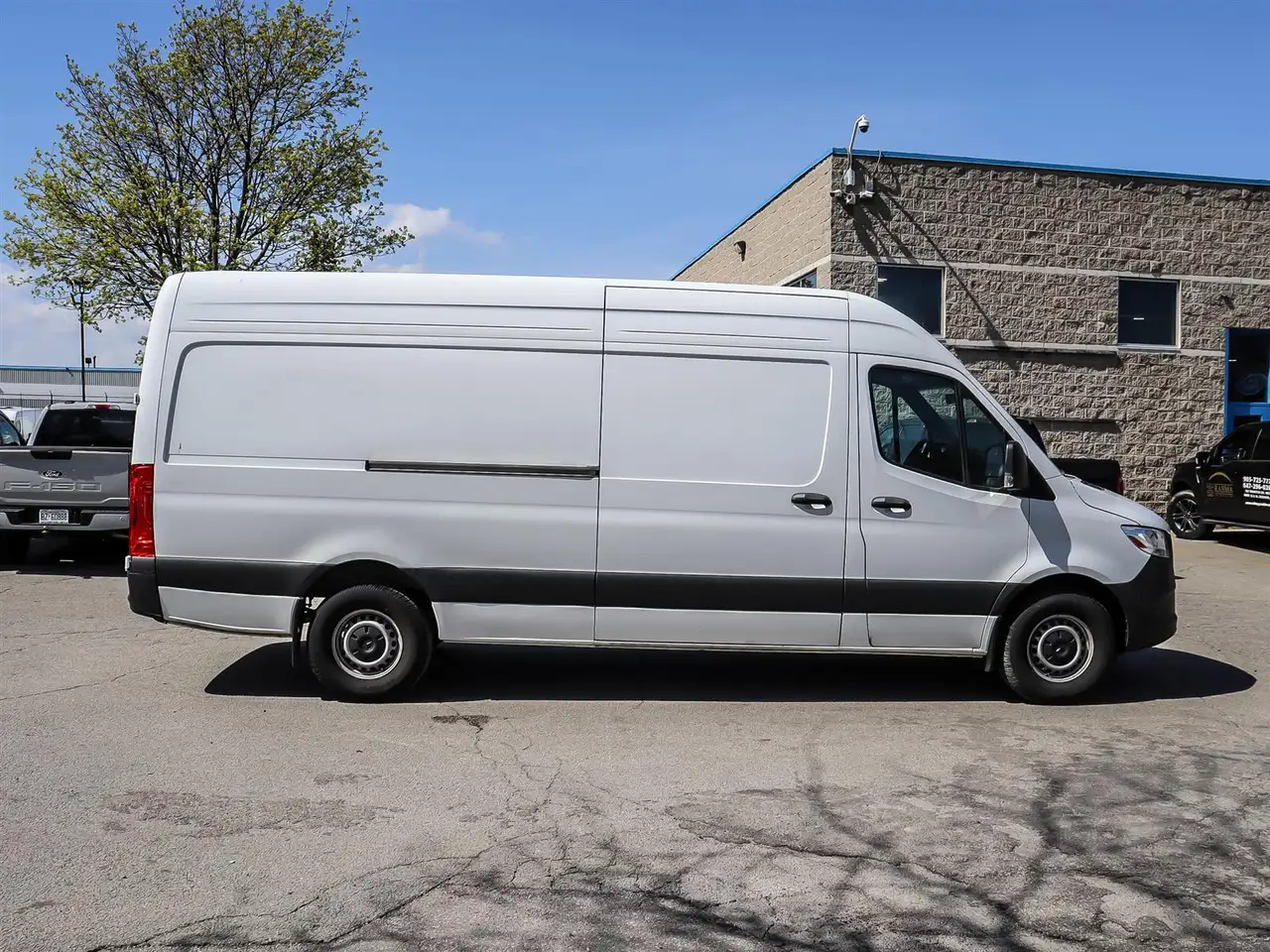 Mercedes-Benz Sprinter снимка Mercedes-Benz Sprinter