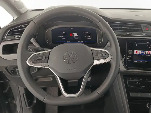 Volkswagen Touran view 14