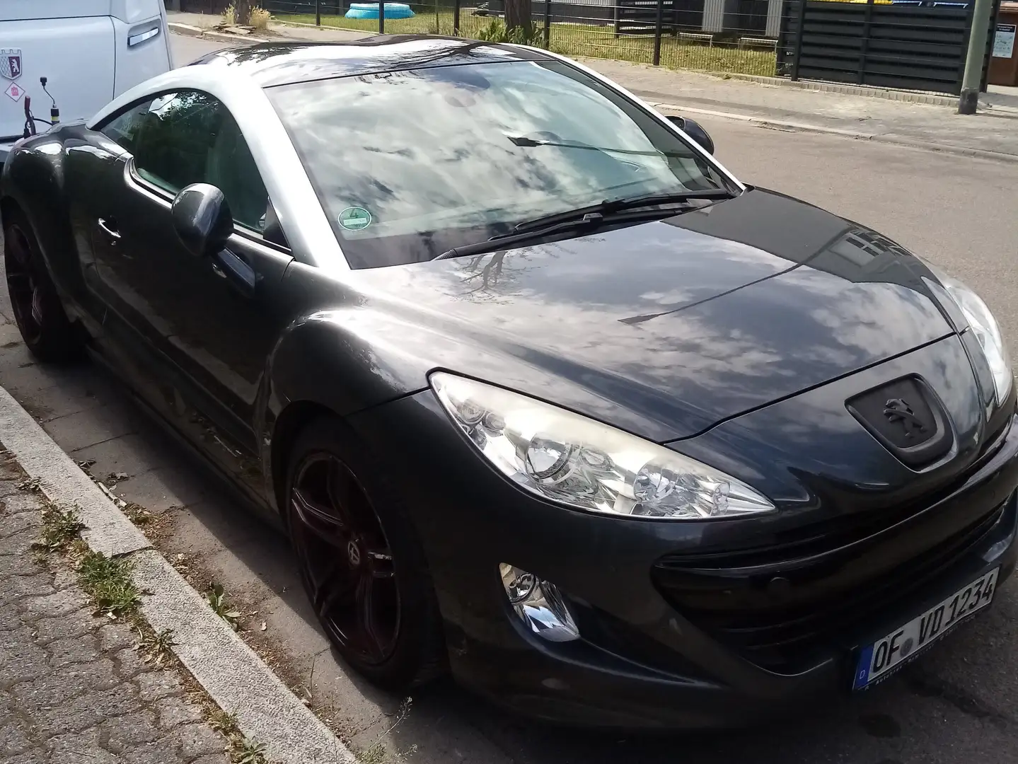 Peugeot RCZ RCZ 1.6 155 THP siva - 1