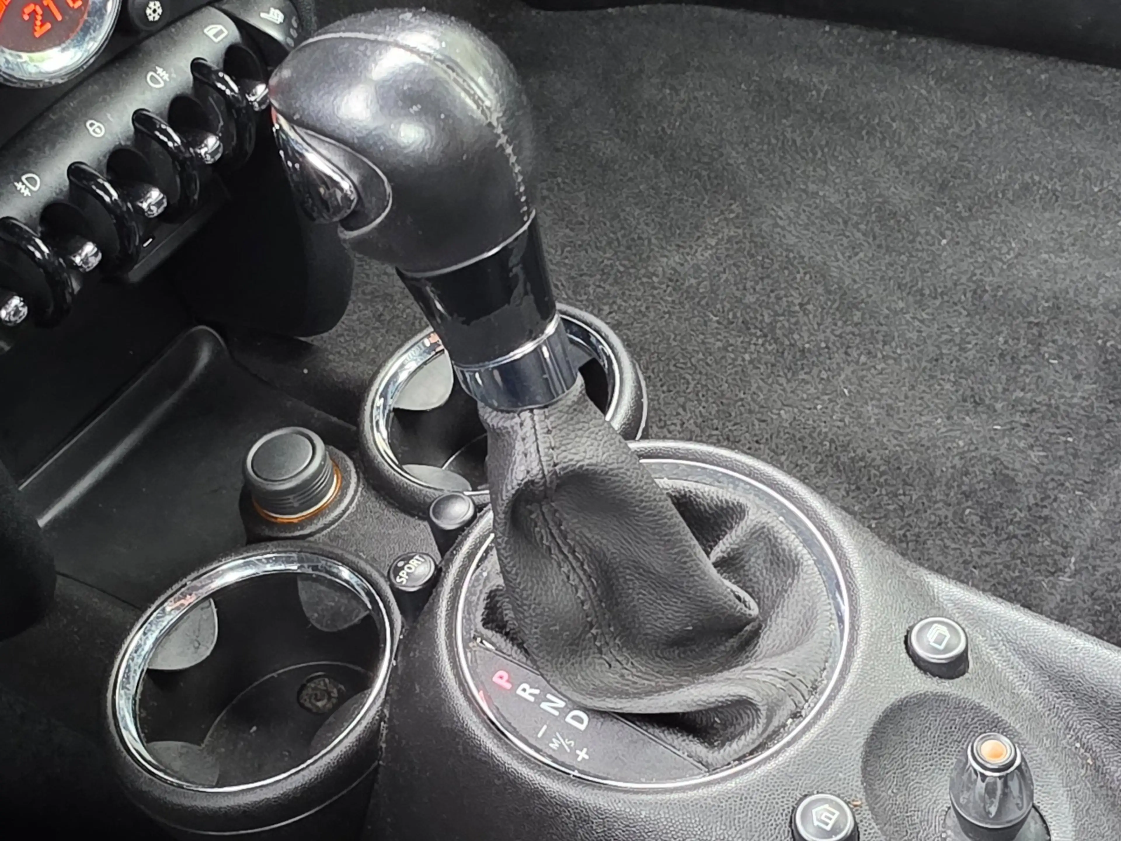 MINI Cooper Clubman 1.6 Automaat R55 BJ.2010 / Navi / Clima / Leder / — photo 13