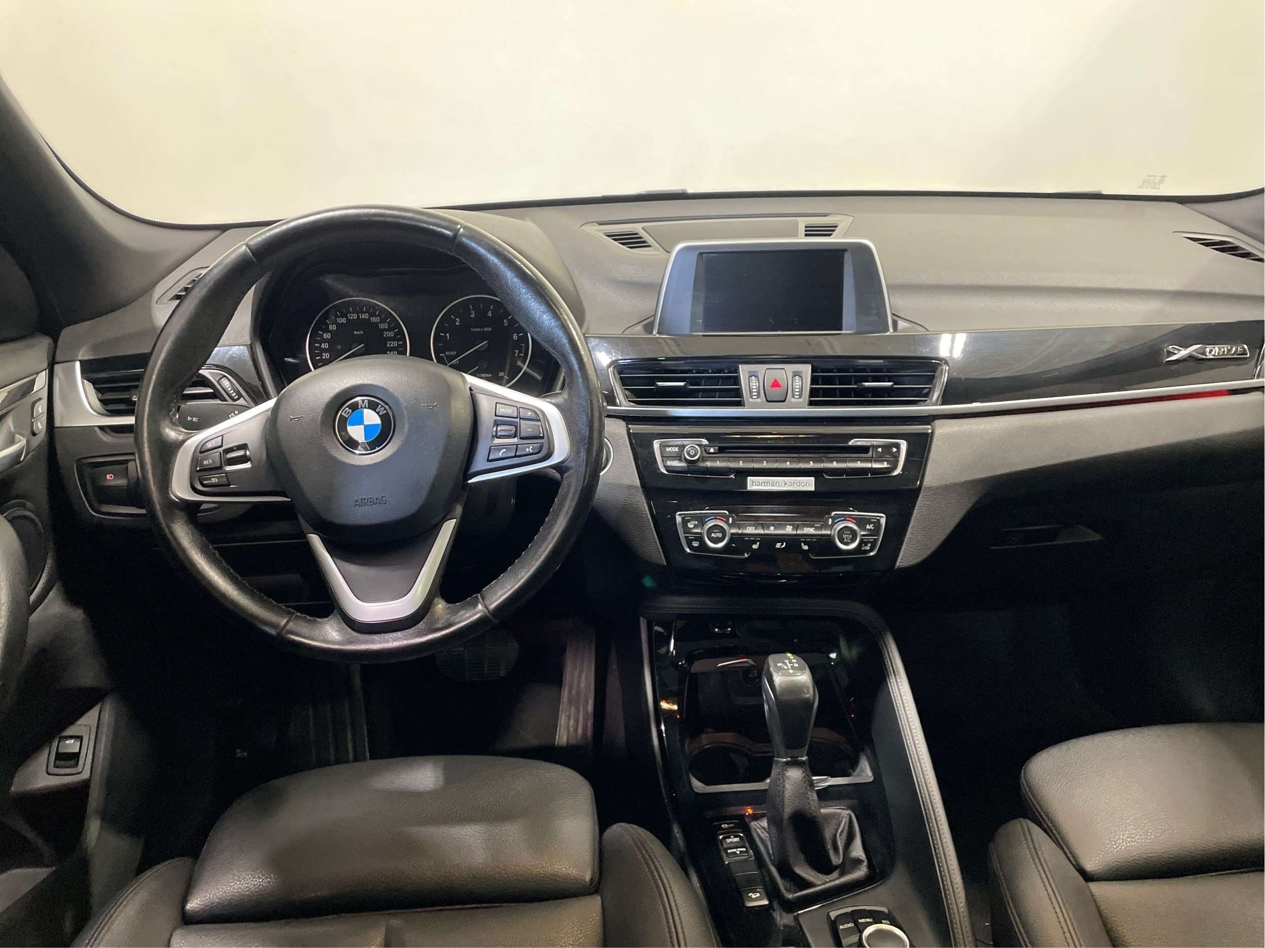 2016 BMW X1 xDrive28i Mags Cuir Toit Sièges Chauffants Caméra — снимка 1