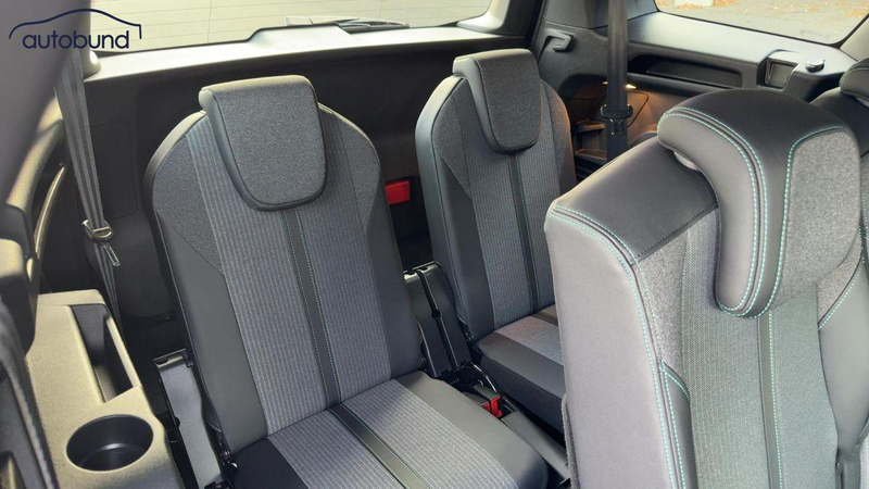 Peugeot 5008 II 1,5 Blue HDI EAT8 Allure Pack 7-Sitzer Alu KA L — photo 7