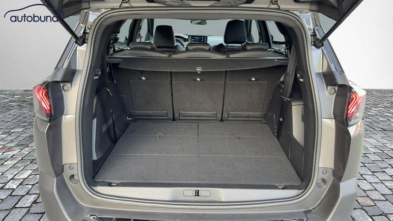 Peugeot 5008 II 1,5 Blue HDI EAT8 Allure Pack 7-Sitzer Alu KA L — photo 9