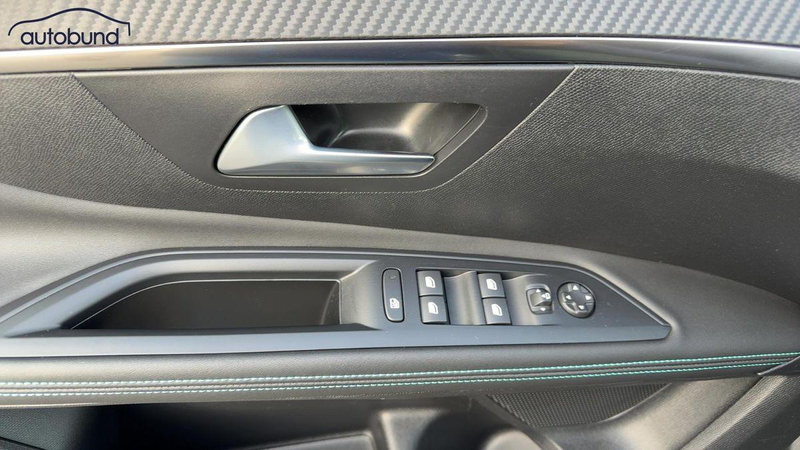 Peugeot 5008 II 1,5 Blue HDI EAT8 Allure Pack 7-Sitzer Alu KA L — photo 13