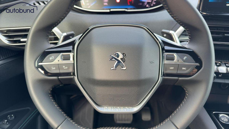 Peugeot 5008 II 1,5 Blue HDI EAT8 Allure Pack 7-Sitzer Alu KA L — photo 12