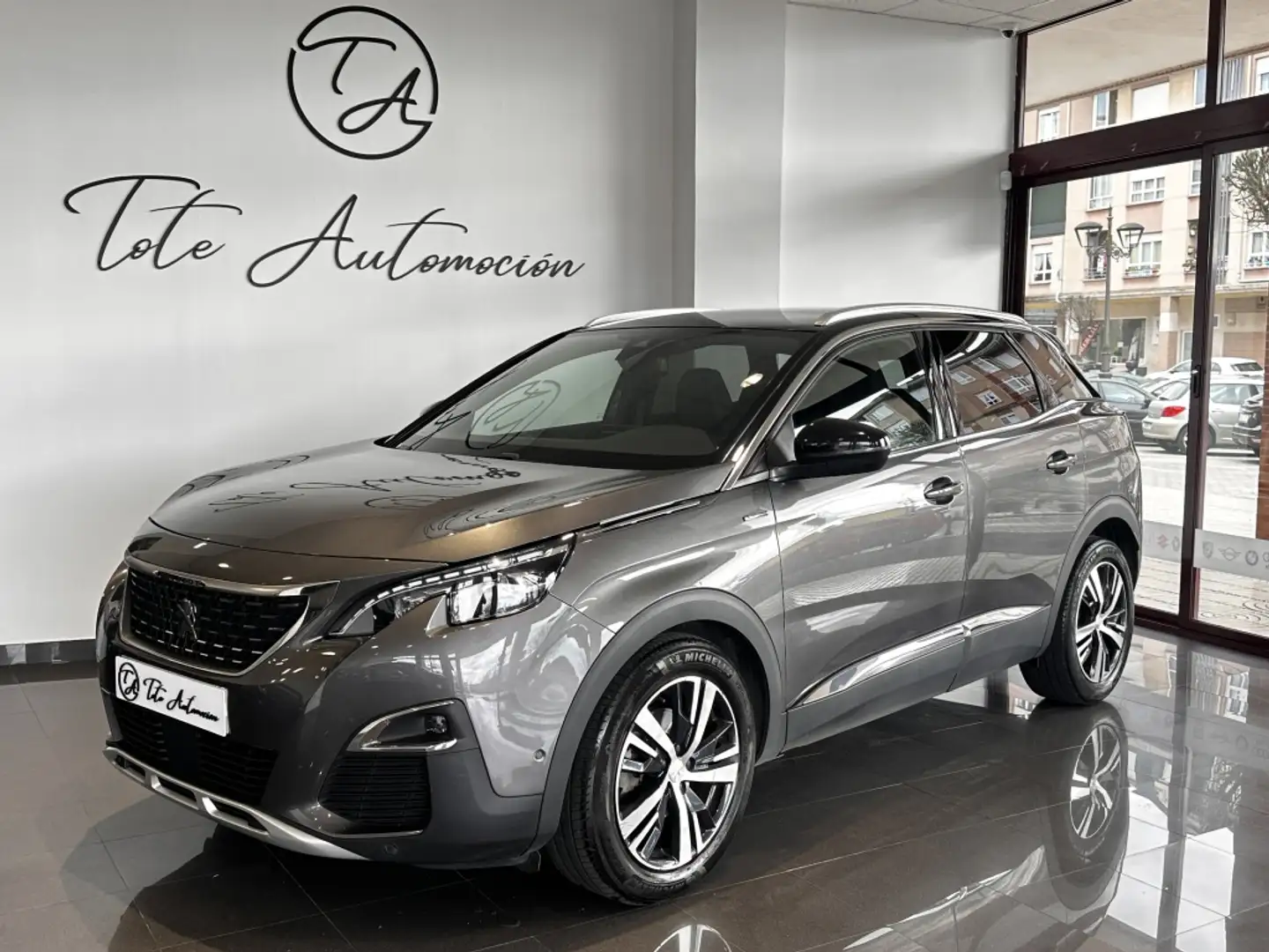 Peugeot 3008 1.5BlueHDi GT Line S&S EAT8 130 Gris - 1