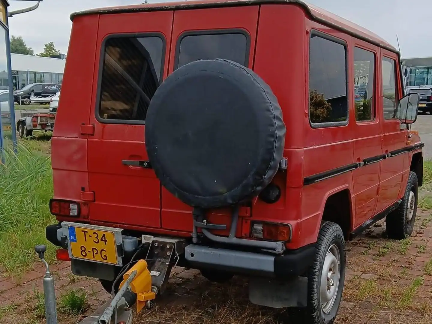 Mercedes-Benz G 300 undefined undefined Rot - 2