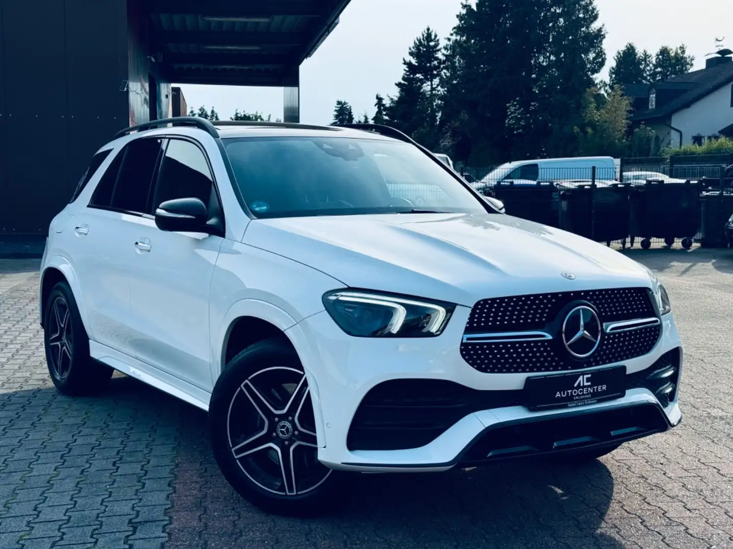 Mercedes-Benz GLE 350 GLE AMG Line MEMORY-BURMESTER+PANO+7-Sitzer Weiß - 1