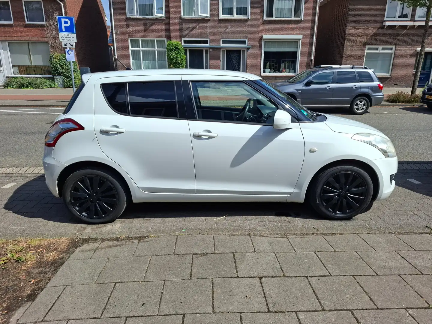 Suzuki Swift Swift 1.2 Exclusive EASSS Wit - 1