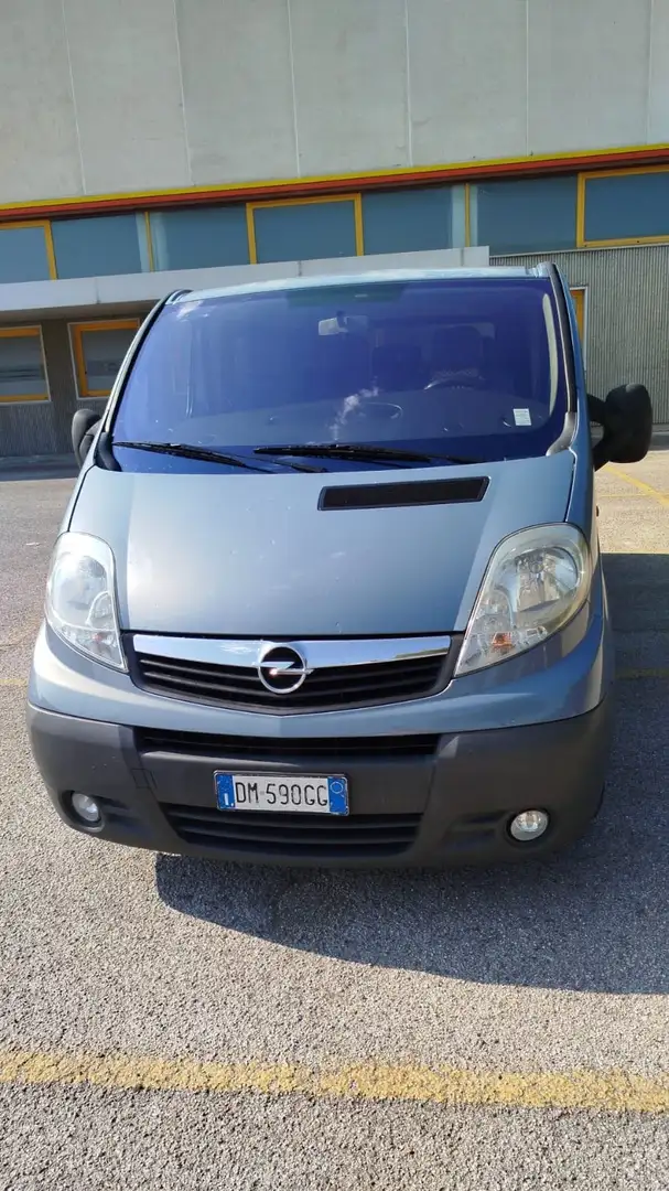 Opel Vivaro Bleu - 1