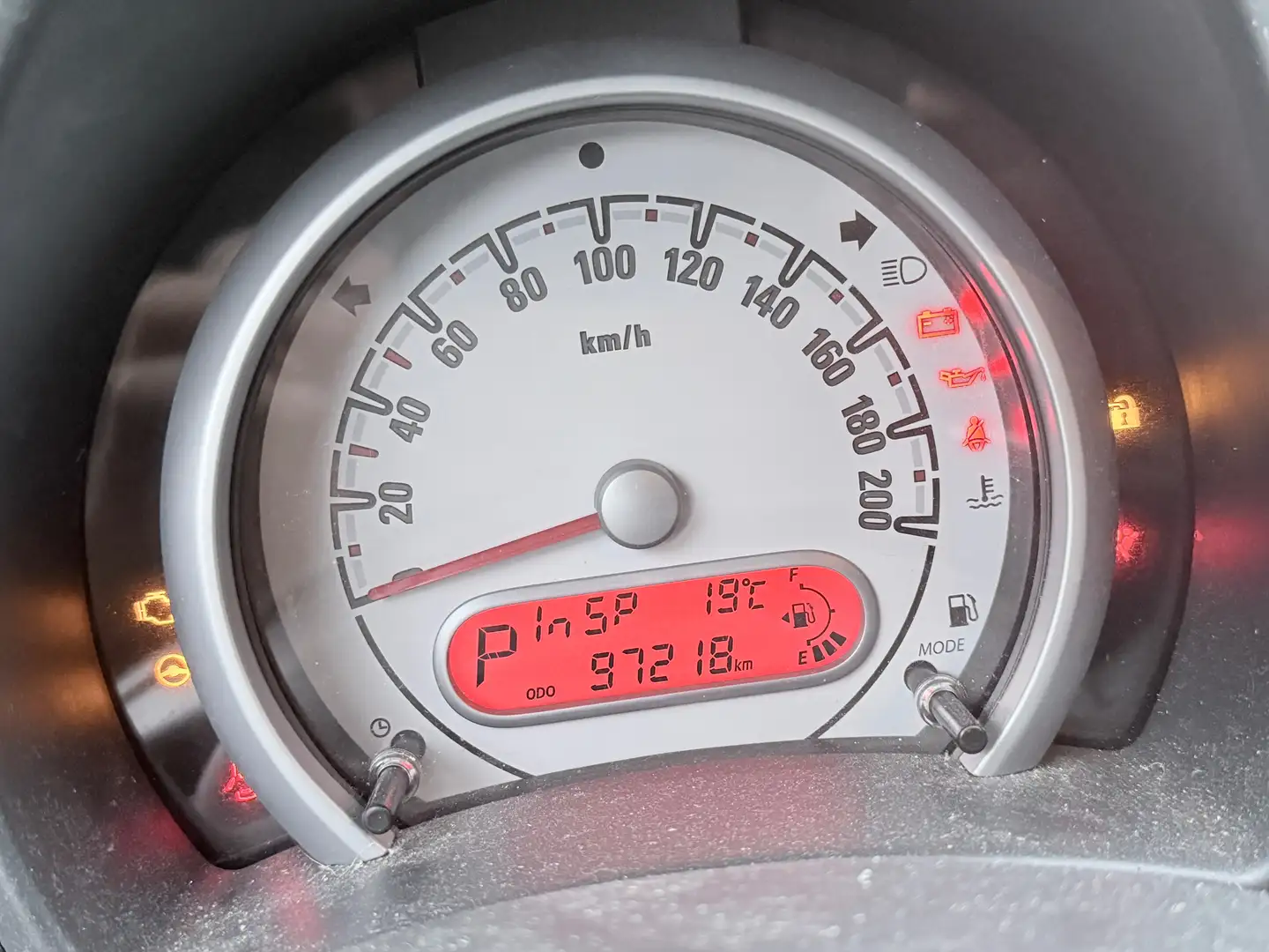 Opel Agila Agila 1.2 Edition Grijs - 1