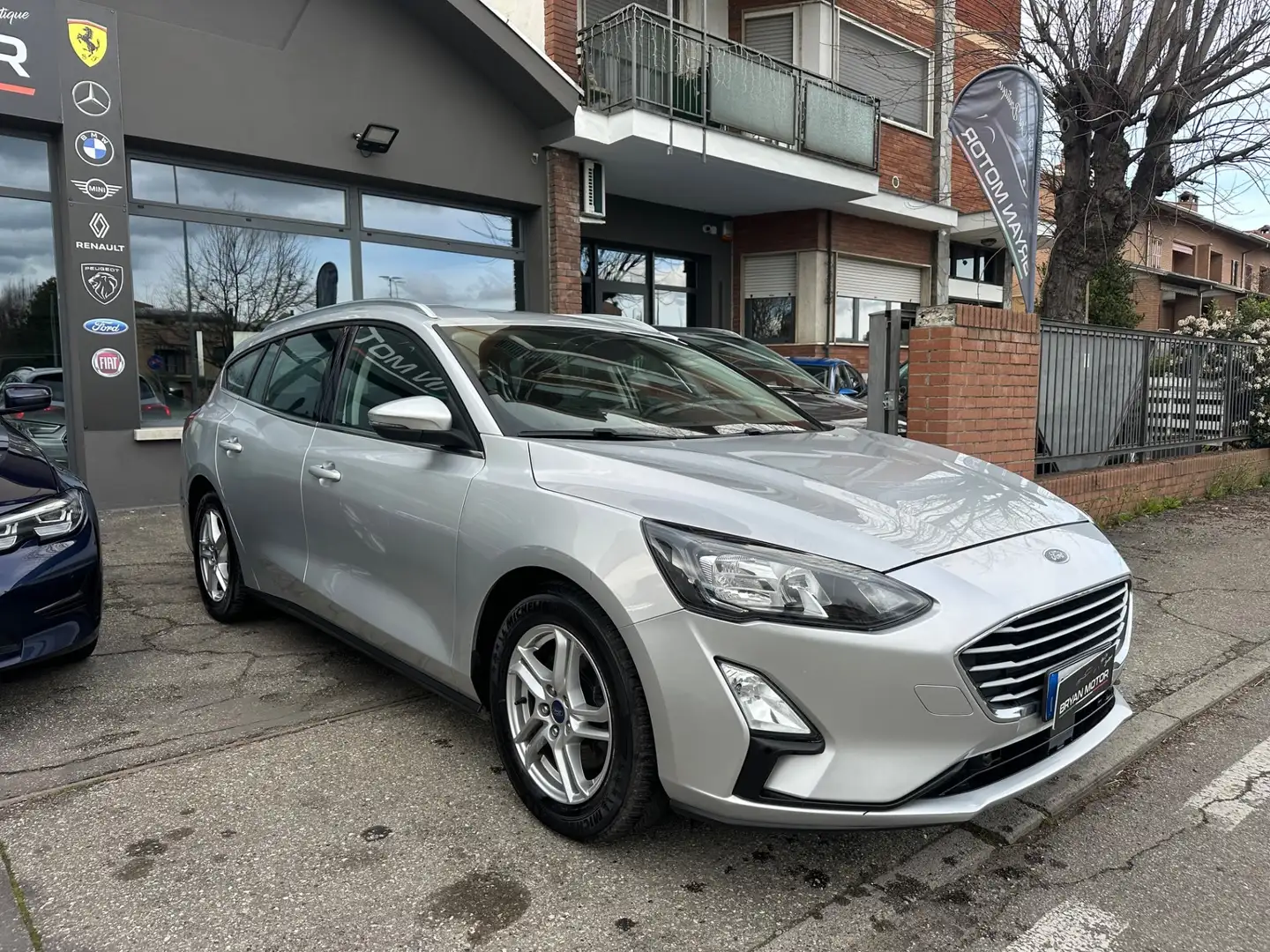 Ford Focus 1.5 EcoBlue 120 CV SW Business Grigio - 2