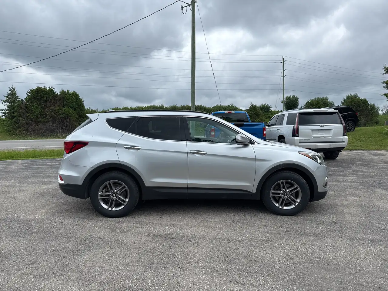 Hyundai SANTA FE photo Hyundai SANTA FE