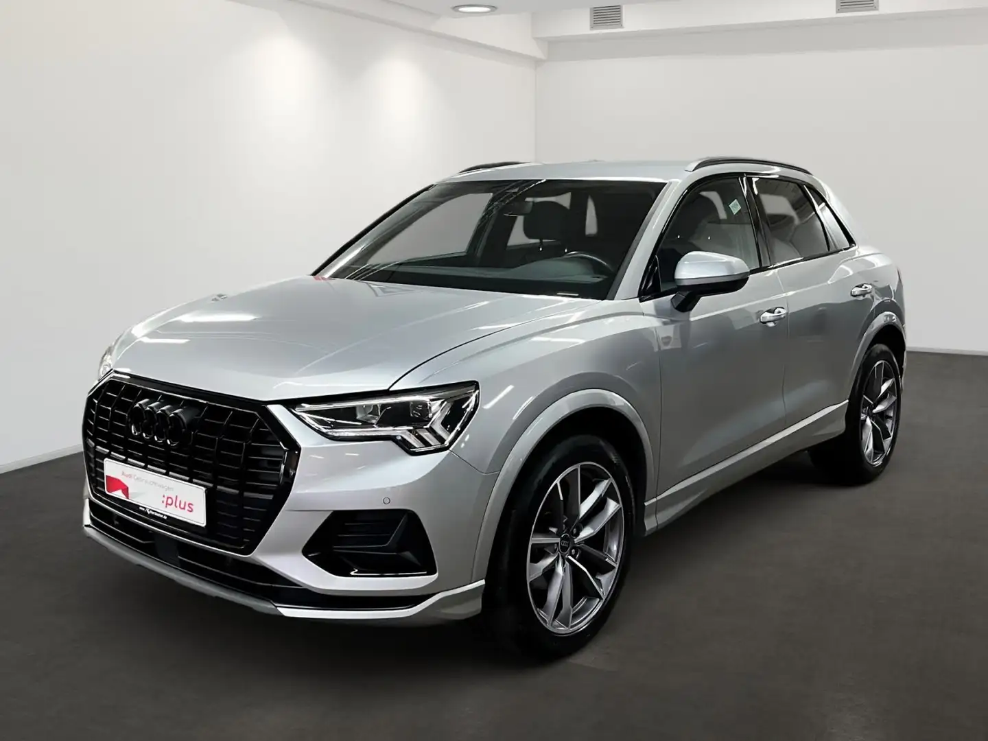 Audi Q3 advanced 35 TDI LED Navi AHK DAB Komfortschl. Silber - 2