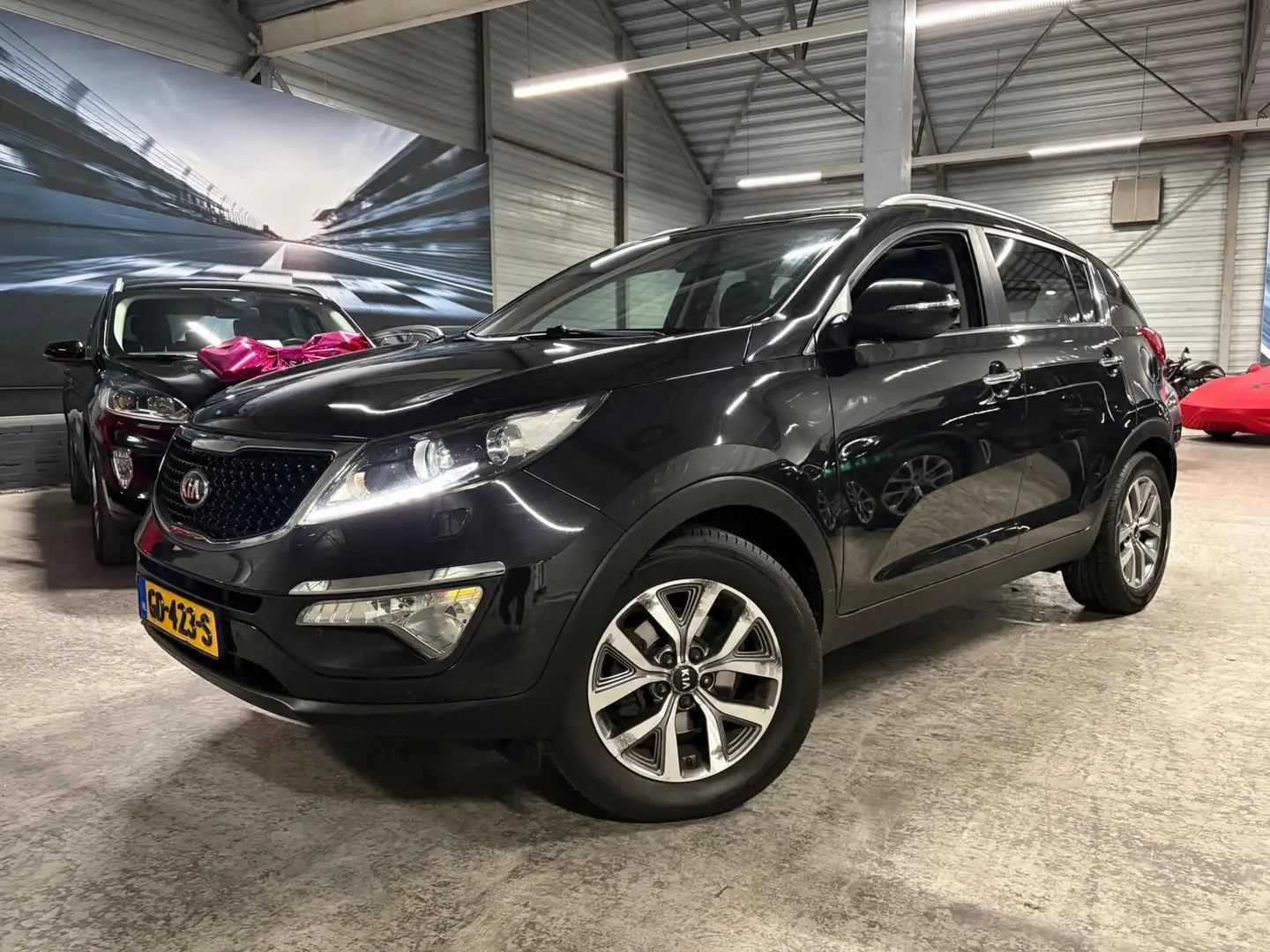 Kia Sportage 1.6 GDI ExecutiveLine | Leder | Pano | Trekhaak | Schwarz - 1