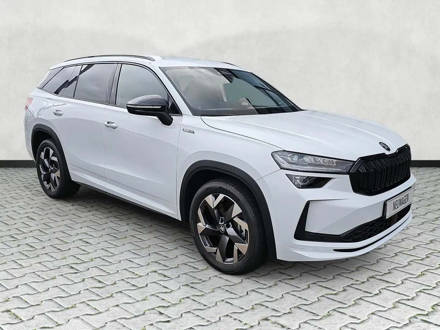 Skoda Kodiaq 2.0 TDI DSG 4x4 Sportline 5Si. ACC Canton Biały - 2