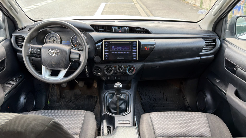 Toyota Hilux 2.4 D-4D 4WD Active — photo 12