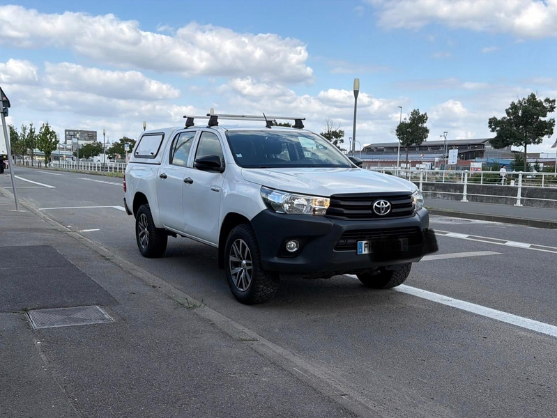 Toyota Hilux 2.4 D-4D 4WD Active — photo 4