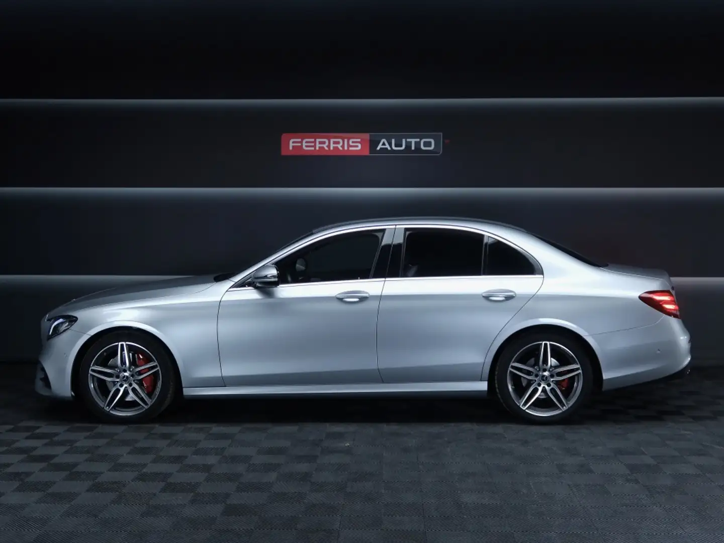 Mercedes-Benz E 220 220d 9G-Tronic 194 Gris - 2
