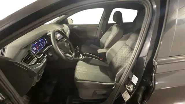 Volkswagen Taigo view 5