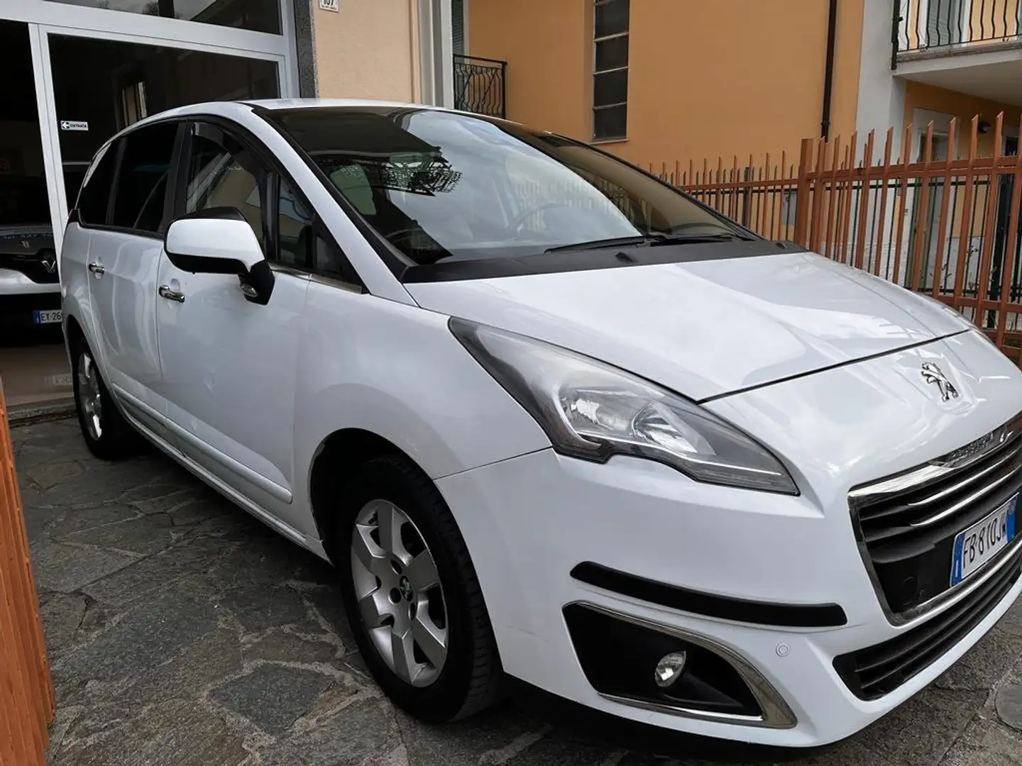 Peugeot 5008 5008 2.0 bluehdi Business s(MOTORE 79.671 KM) Bianco - 2